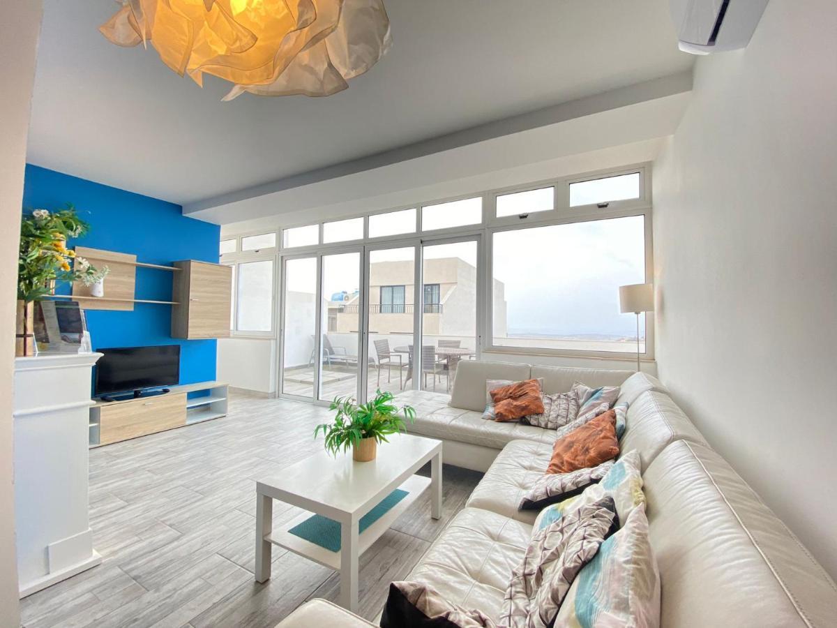 Penthouse "Maltese Scent" Apartment เมลลิฮา ภายนอก รูปภาพ
